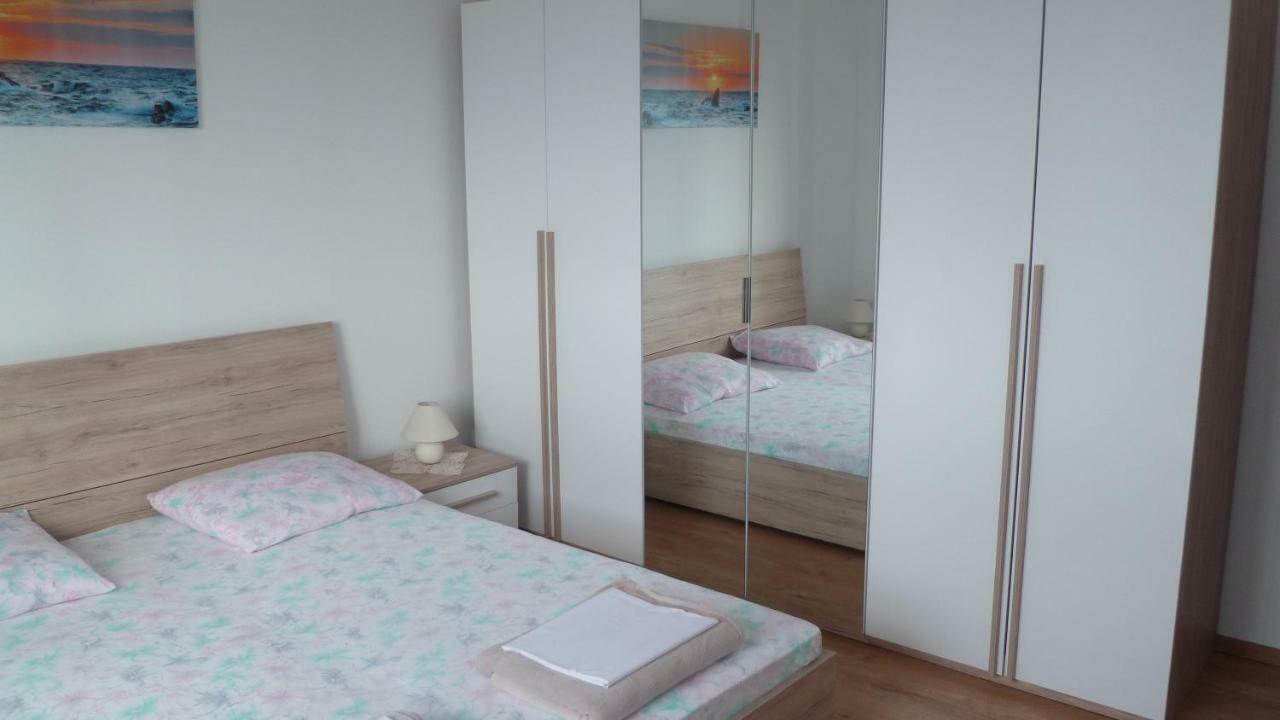 Apartman Helena Senj  Bagian luar foto